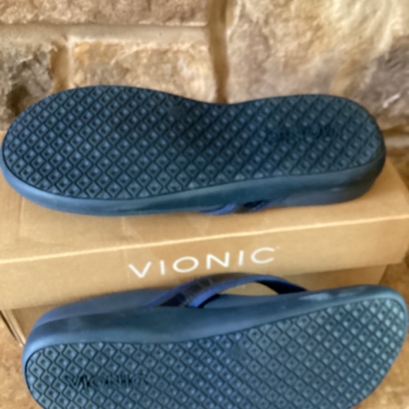 Vionic Tide Size 7 Navy Blue Women's Flip Flops Sandals Arch Support - Picture 4 of 7